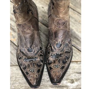 *SOLD* Sterling River boots size 8 1/2